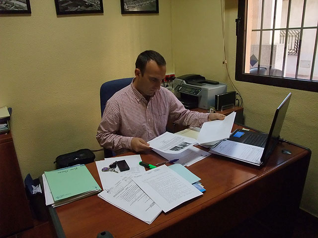 Hasta 72 actuaciones repartidas por los cinco centros educativos de Santomera tiene previsto acometer la concejalía de Gestión del Territorio en colaboración con Educación y Cultura - 2, Foto 2