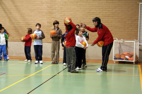 La Escuela del CB Murcia, el primer contacto con el baloncesto - 7