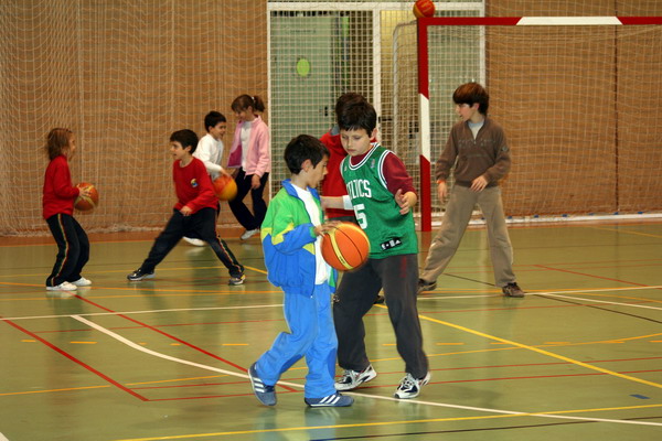 La Escuela del CB Murcia, el primer contacto con el baloncesto - 12