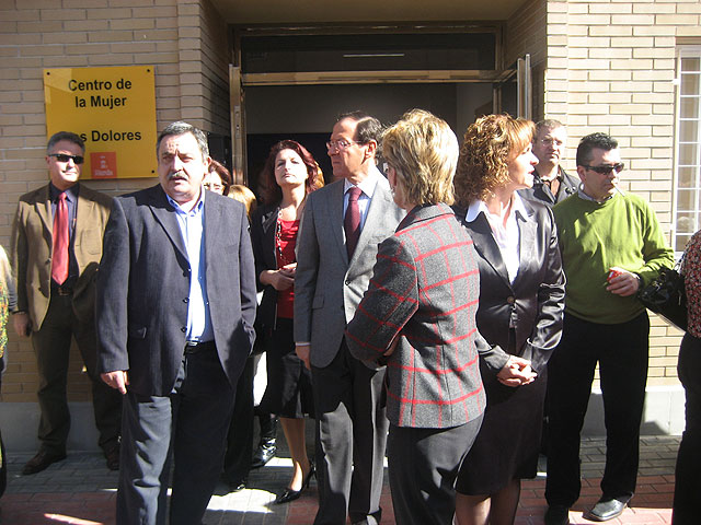El Alcalde inaugura en Los Dolores un nuevo local municipal puesto al servicio de las mujeres de la pedanía - 2, Foto 2