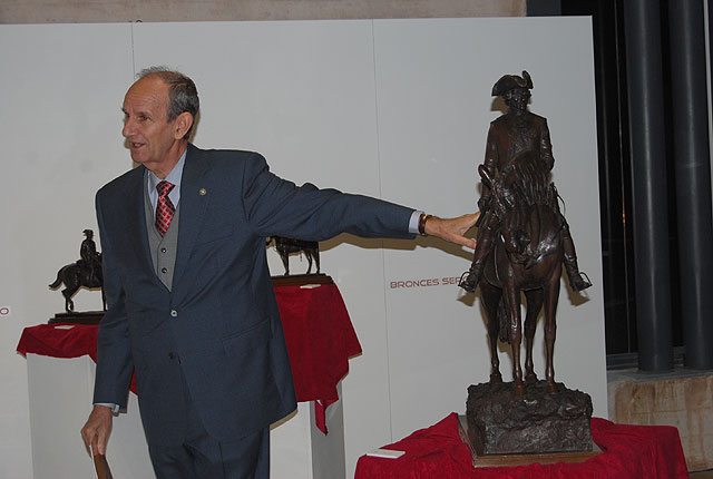 Gran expectacin en la inauguracin de la exposicin “Bronces de Sergio Blanco”, Foto 3