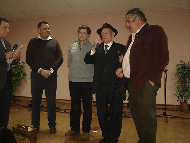 Los alcaldes de Totana, Lorca y Aledo homenajean al “Tío Juan Rita” en su 97 cumpleaños - 1, Foto 1