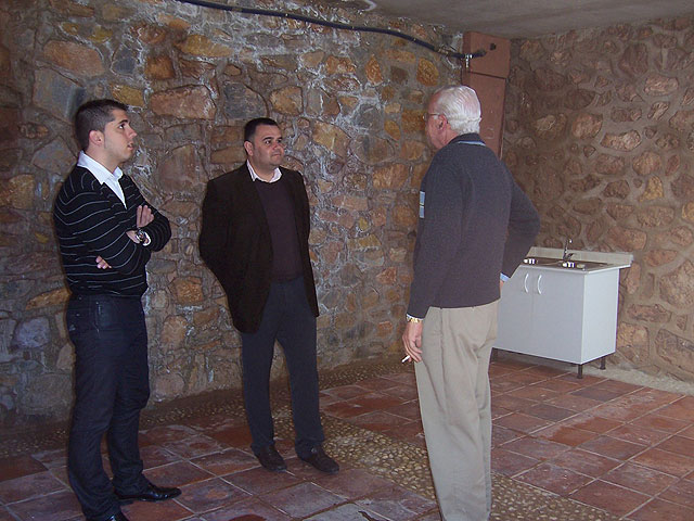 Los Hermanos de La Santa disponen de un local social en el Santuario, Foto 2