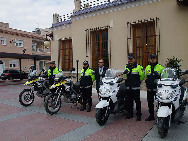 La Policía Local de Santomera prestará una mayor cobertura a las zonas peatonales del casco histórico, centros educativos y extrarradio del municipio gracias a la incorporación de tres nuevos vehículos - 3, Foto 3