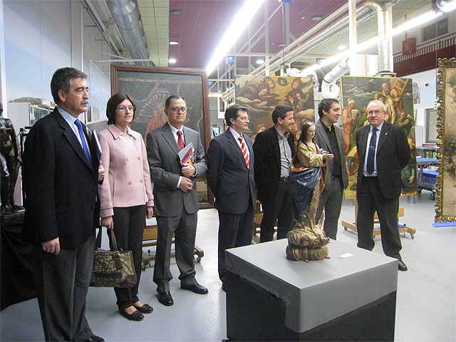 El Centro de Restauración de la Región entrega 15 obras de autores como González Moreno, Sánchez Picazo y Marcos Laborda - 2, Foto 2