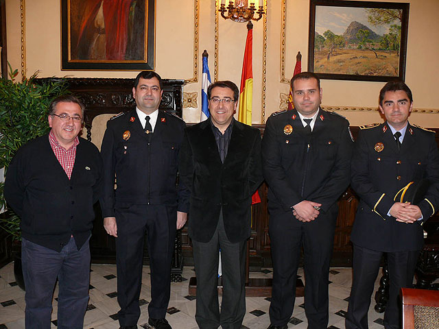 Los dos nuevos cabos de la Policía Local toman posesión como funcionarios de carrera - 1, Foto 1
