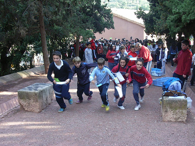 Ciento setenta escolares de los centros de enseñanza de Totana participaron en la Jornada de Orientacin en la Naturaleza de Deporte Escolar - 9