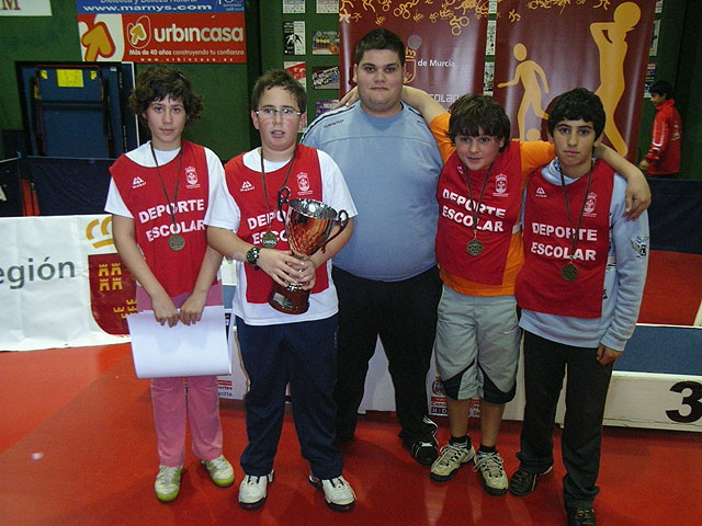 El Colegio Tierno Galván de Totana se proclama Campeón Regional Alevin de Tenis de Mesa, Foto 1