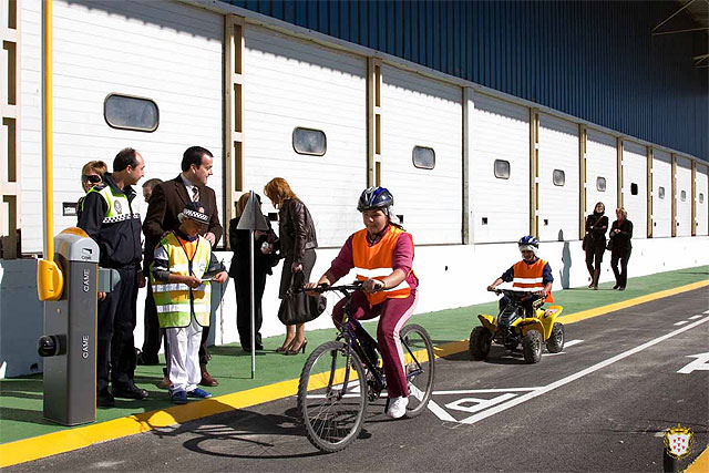 Alcantarilla pone a disposición de los niños un nuevo Parque de Educación Infantil de Tráfico - 3, Foto 3