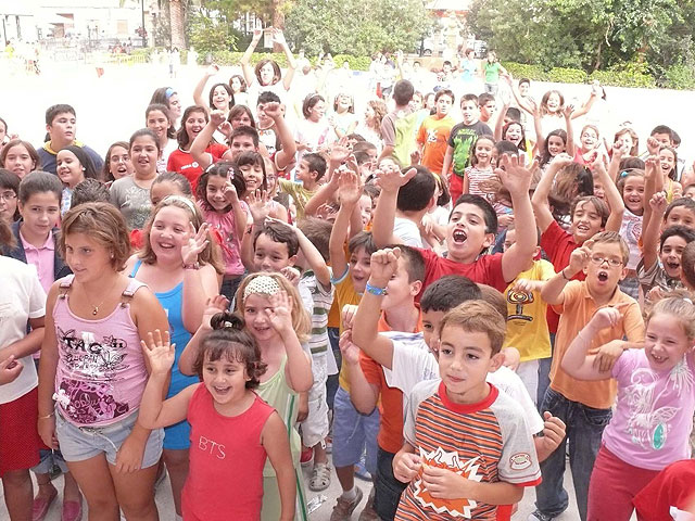 Se adelanta el proceso de admisión escolar para el curso 2009/2010 y se puede solicitar antes del 6 de marzo - 1, Foto 1