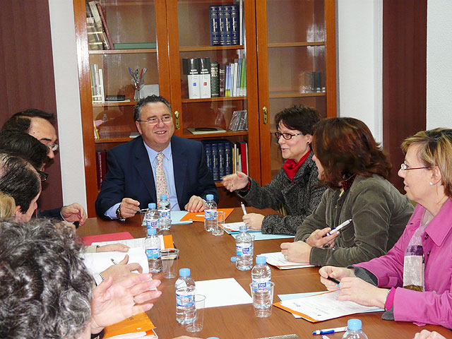 Obras Públicas subvencionará la reparación y rehabilitación de 118 viviendas de titularidad regional en Molina de Segura - 1, Foto 1