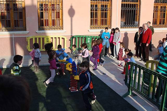 Inaugurado el parque infantil para la barriada Virgen del Oro - 2, Foto 2