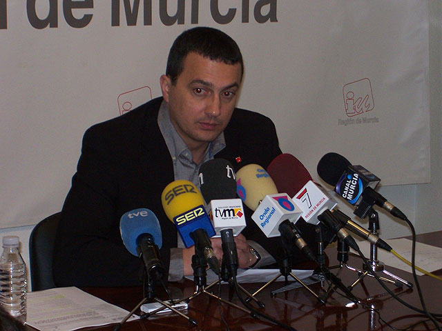 IU urge al Gobierno regional a un cambio de la Ley Electoral - 1, Foto 1