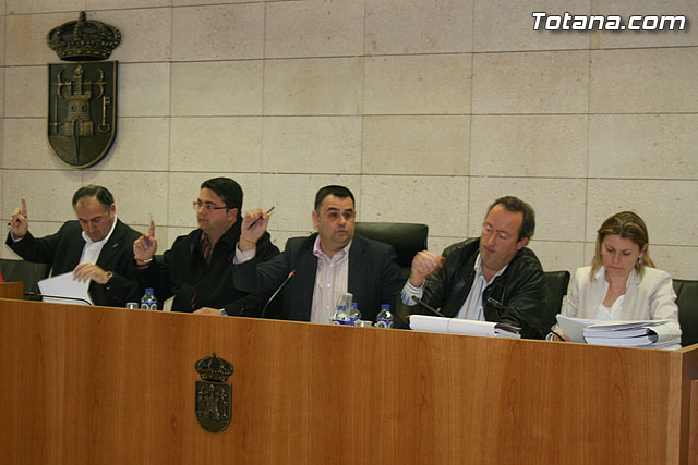 Luz verde a las obras de urbanización de la antigua fábrica de Escamusa, Foto 1