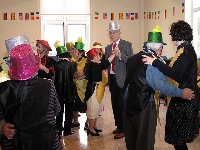 El Centro de Día de Mayores de El Algar también se viste de Carnaval - 1, Foto 1