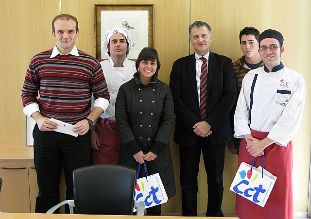 Turismo premia a los cocineros del stand de Murcia en Fitur por sus demostraciones gastronómicas - 1, Foto 1