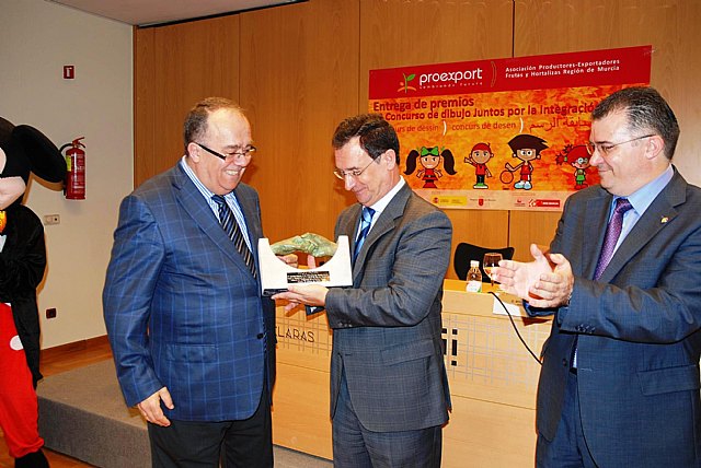 Bascuñana destaca la necesidad del “esfuerzo común en la integración de los inmigrantes” - 2, Foto 2