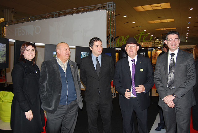 Autoridades munipales visitaron la feria de turismo Turismur 2009 en Torre Pacheco, Foto 1