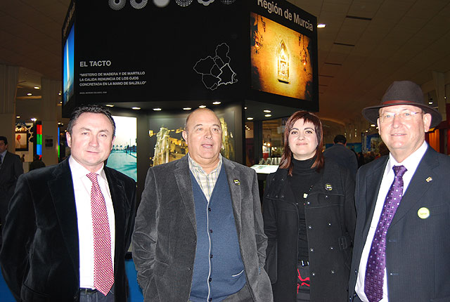 Autoridades munipales visitaron la feria de turismo Turismur 2009 en Torre Pacheco, Foto 3