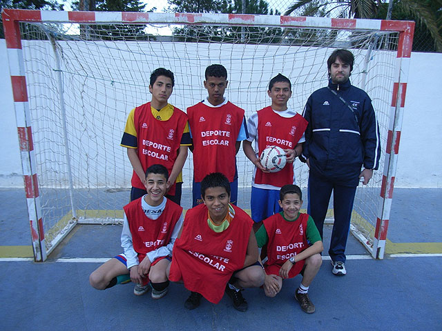 Los equipos escolares de Totana se desplazaron a Águilas, Foto 2