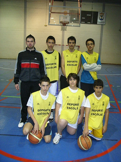 Los equipos escolares de Totana se desplazaron a Águilas, Foto 3