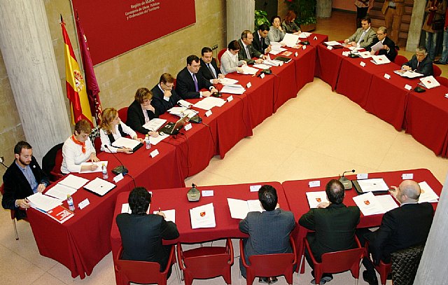 El Observatorio Regional de la Vivienda reúne a los principales agentes sociales para analizar las medidas de acceso a la vivienda - 1, Foto 1