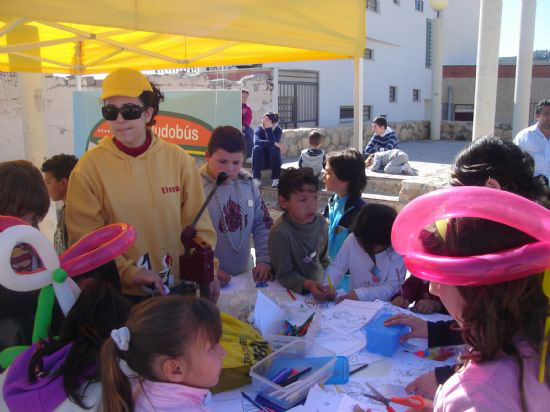 El Colectivo para la Promoción Social “El Candil” realizará mañana sábado 28 de febrero actividades lúdicas y educativas en la pedanía de El Paretón, Foto 1