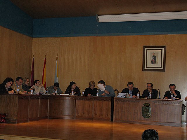 El pleno de febrero marcas las pautas a seguir en las áreas económica, educativa y urbanística de Santomera durante 2009 - 1, Foto 1