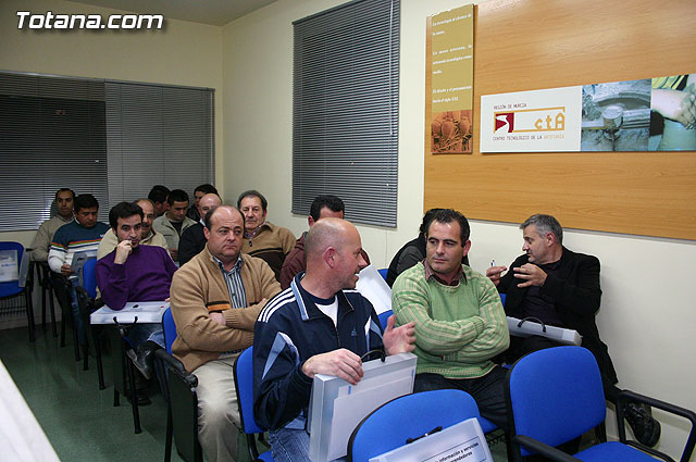 Presentado el programa de ayudas Info Financiacin 2009 en el Centro Tecnolgico de la Artesana - 15