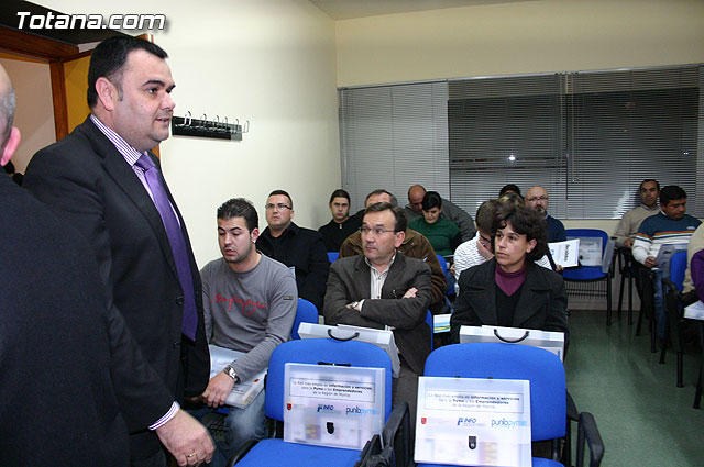 Presentado el programa de ayudas Info Financiacin 2009 en el Centro Tecnolgico de la Artesana - 16
