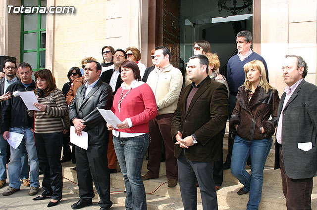 Totana se suma a la conmemoracin del “Da Mundial de las Enfermedades Raras” con una concentracin en la que se ha procedido a la lectura del manifiesto “Por un pacto de todos” - 4