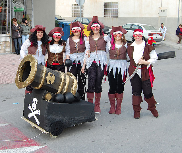 Un Carnaval de lo más pirata recorre las calles de Lorquí - 1, Foto 1