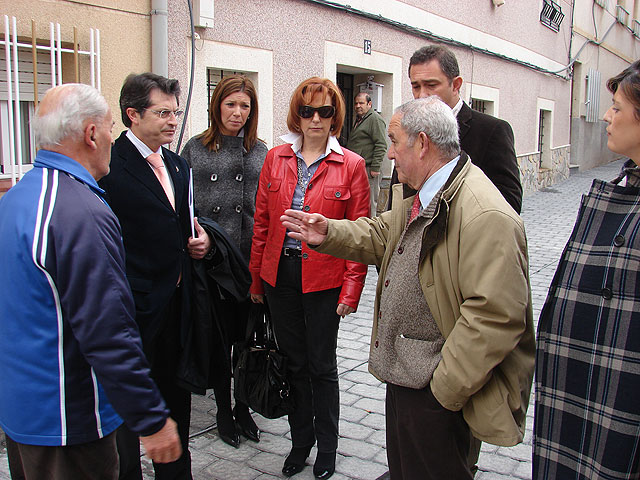 El Ayuntamiento destinará durante los próximos meses cerca de 2,4 millones de euros a modernizar y mejorar el Barrio de San Cristóbal - 2, Foto 2