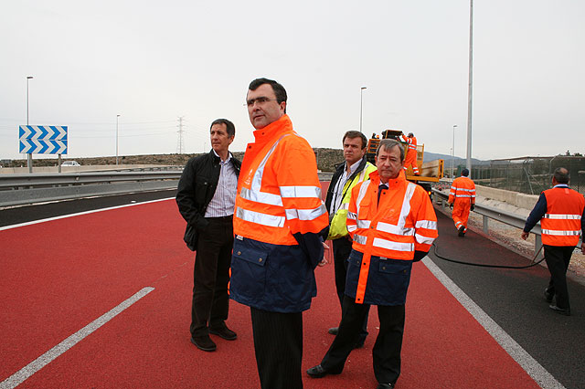 Los conductores de la autovía del Mar Menor estrenan firme antideslizante - 2, Foto 2