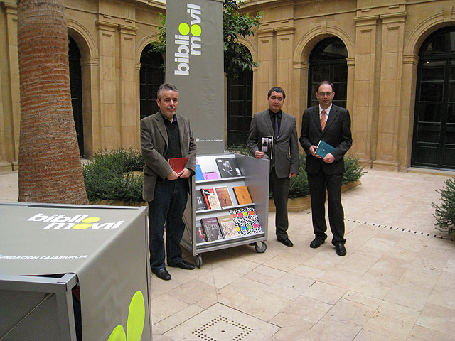 Cultura lanza los ‘Carritos de lectura’ para sacar el libro a la calle - 1, Foto 1