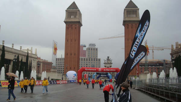 Todos los miembros del Club Atletismo Totana finalizan la maratn de Barcelona por debajo de las 4 horas - 47