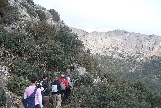 Ms de una veintena de senderistas realizaron el pasado domingo la senda del Caracol - 8
