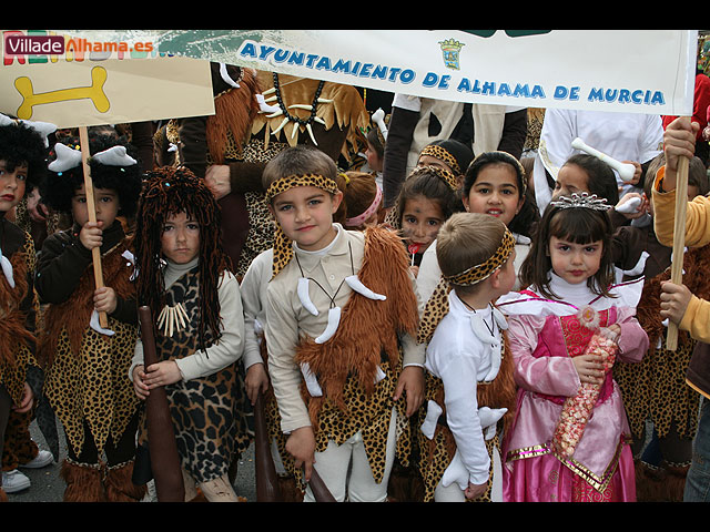 Todos los colegios y guarderas de la localidad participaron en el desfile de Carnaval Infantil 2009, Foto 1