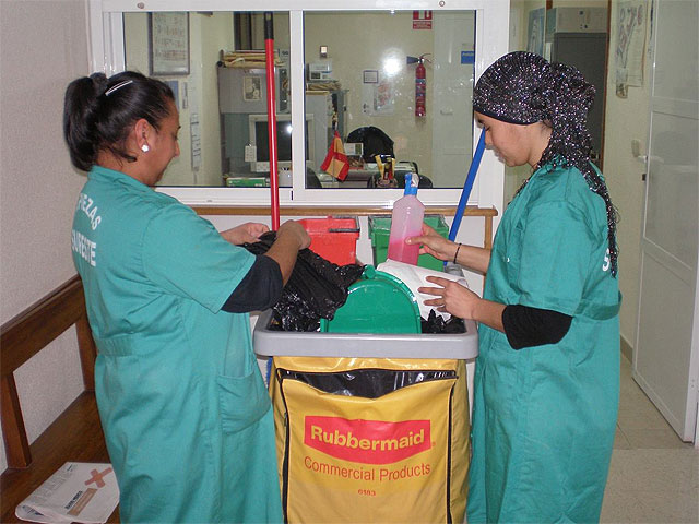 45 alumnos del proyecto Labor, de prácticas en empresas - 1, Foto 1