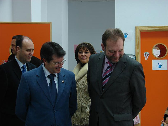 Sotoca inaugura en Lorca nueve aulas de Infantil y un comedor en el colegio Alfonso X - 1, Foto 1