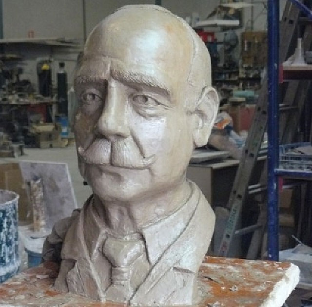 El futuro parque Ruiz Hidalgo incluirá la recuperación del monumento en recuerdo del poeta Frutos Baeza - 1, Foto 1