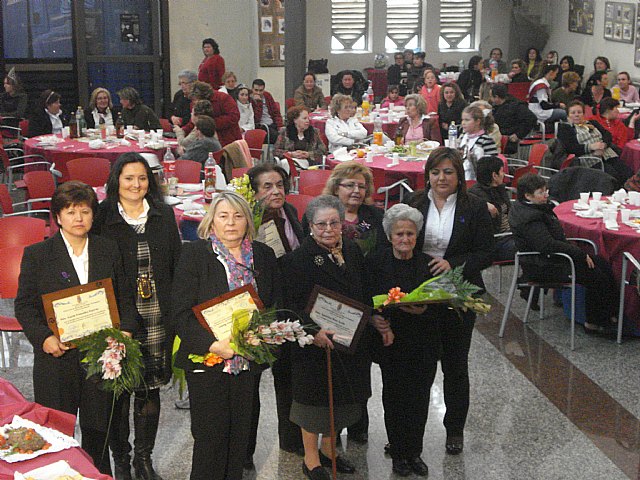 Seis mujeres del municipio homenajeadas por su trayectoria laboral y social - 1, Foto 1