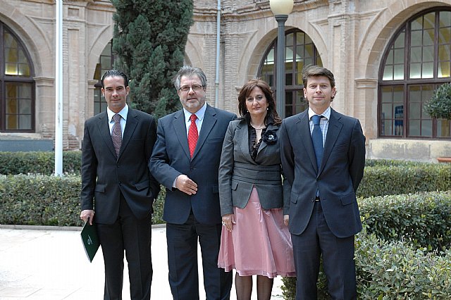 La UCAM presenta el primer Curso de Experto Universitario en dirección y gestión aeronáutica y aeroportuaria - 1, Foto 1