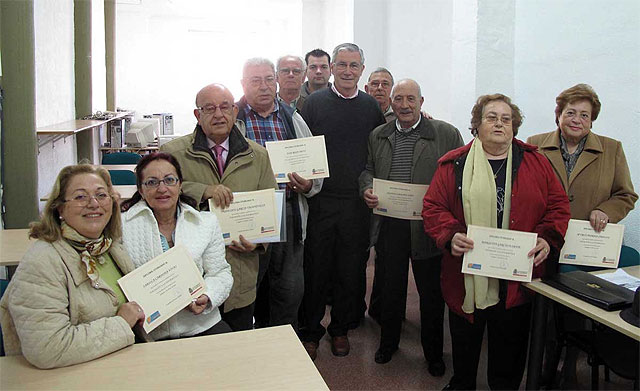 25 mayores aprenden los trucos de la informática - 1, Foto 1