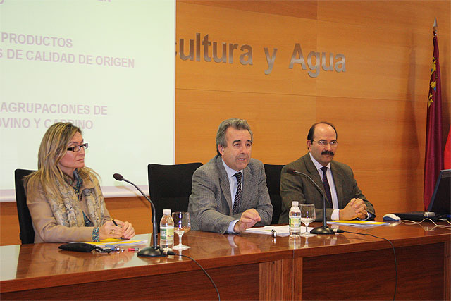 La Consejería de Agricultura inyectará diez millones de euros para fomentar la competitividad y calidad del sector ganadero regional - 1, Foto 1
