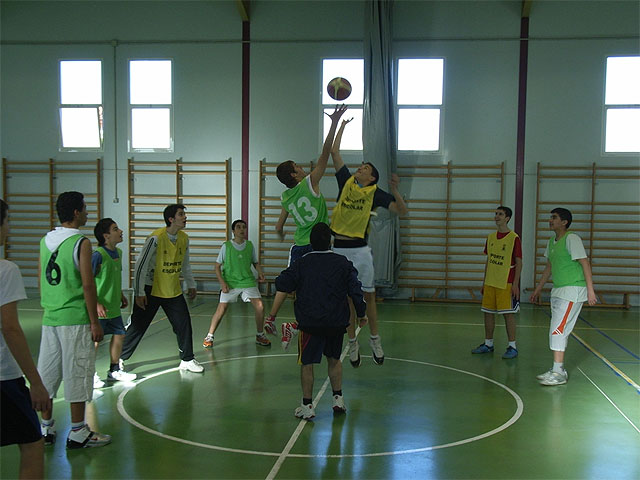 Finaliza la Fase Intermunicipal de Deporte Escolar con los últimos encuentros de fútbol sala y baloncesto, Foto 1