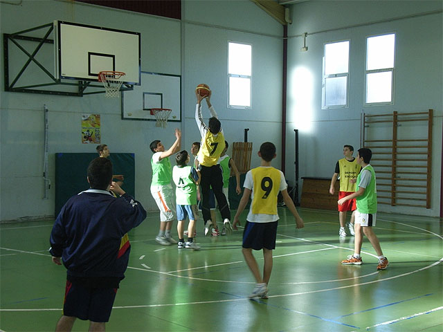 Finaliza la Fase Intermunicipal de Deporte Escolar con los últimos encuentros de fútbol sala y baloncesto, Foto 2