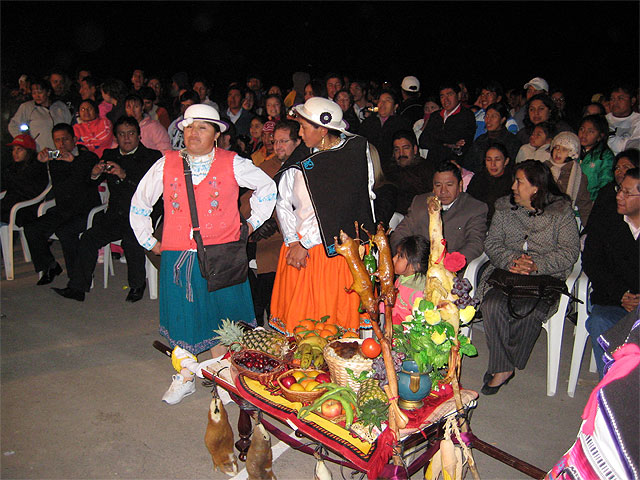 El I Encuentro de la Comparsa de Gatita del Carnaval Cañarí celebrado en el municipio contó con la participación de más de 1.600 personas, Foto 1