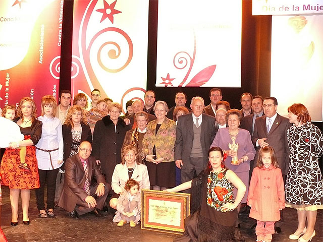 Emotivo acto de Homenaje a la Mujer Jumillana 2009 que este año es Dolores Cutillas - 4, Foto 4