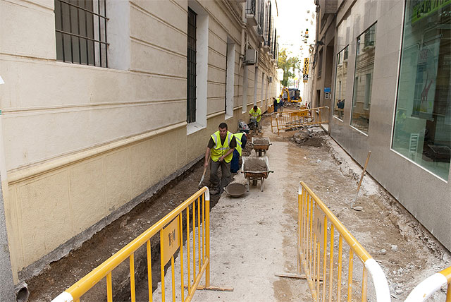 Más de 30.000 adoquines en sólo un mes - 2, Foto 2